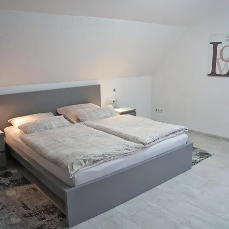 Kunibert, 120 Qm Appartement *